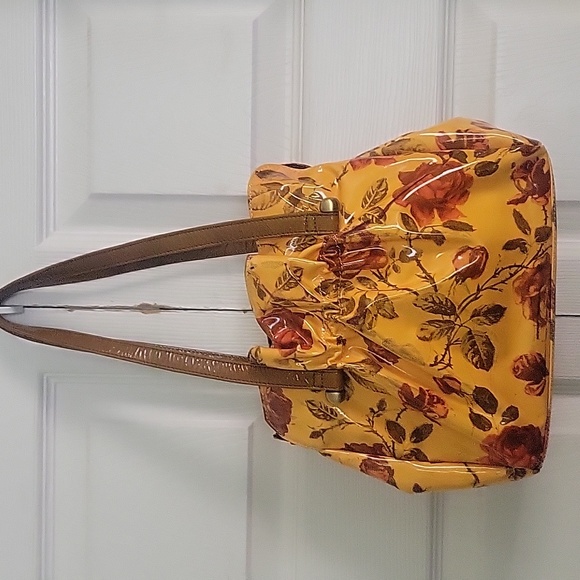 Cynthia Rowley Vintage Floral Handbag - Picture 11 of 13